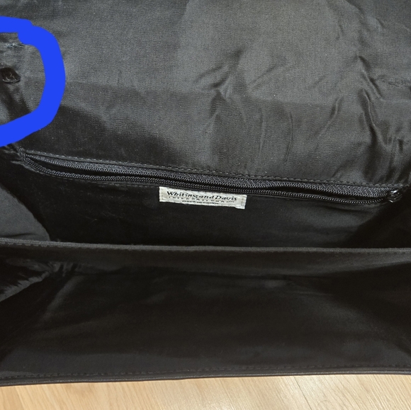 Whiting & Davis Co. Clutch - Picture 4 of 5